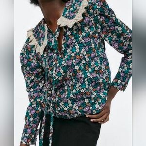 Zara Floral Blouse with Lace Collar, Medium